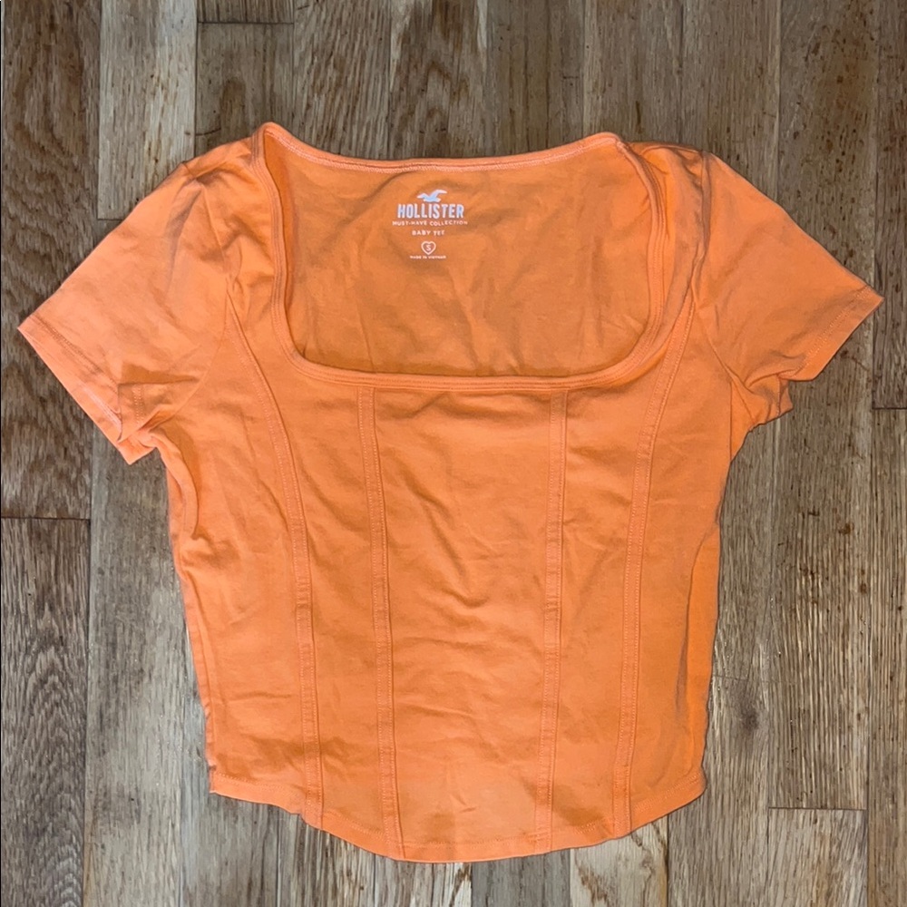 Hollister Women's Orange Top